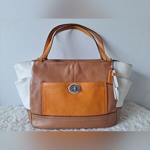Coach Park Colorblock Carrie Handbag. Brown, Cream, and Orange. Great condition